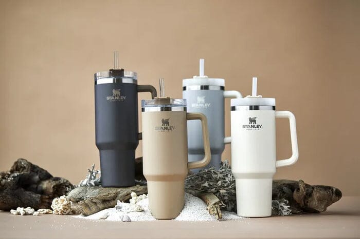 [OFERTA DE VERÃO - ÚLTIMAS UNIDADES ] Stanley Copo Quencher 2.0 | 1,18 Litros + Brindes Exclusivos Minha loja 