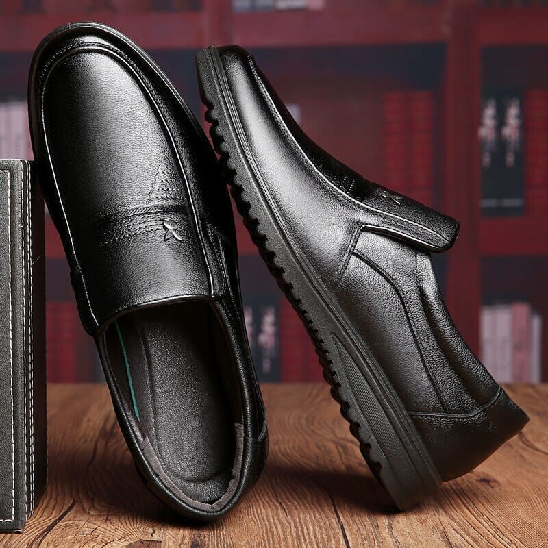 Sapato Mocassim Ortopédico de Couro - [ COMPRE 1 LEVE 2 ] Sapato Mocassim Ortopédico de Couro - [ COMPRE 1 LEVE 2 ] Divina Elegância 