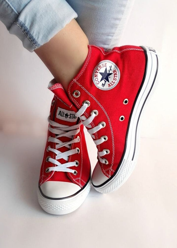Tênis All Star Cano Médio Tênis All Star Sola Alta Couro Preto Divina Elegância 